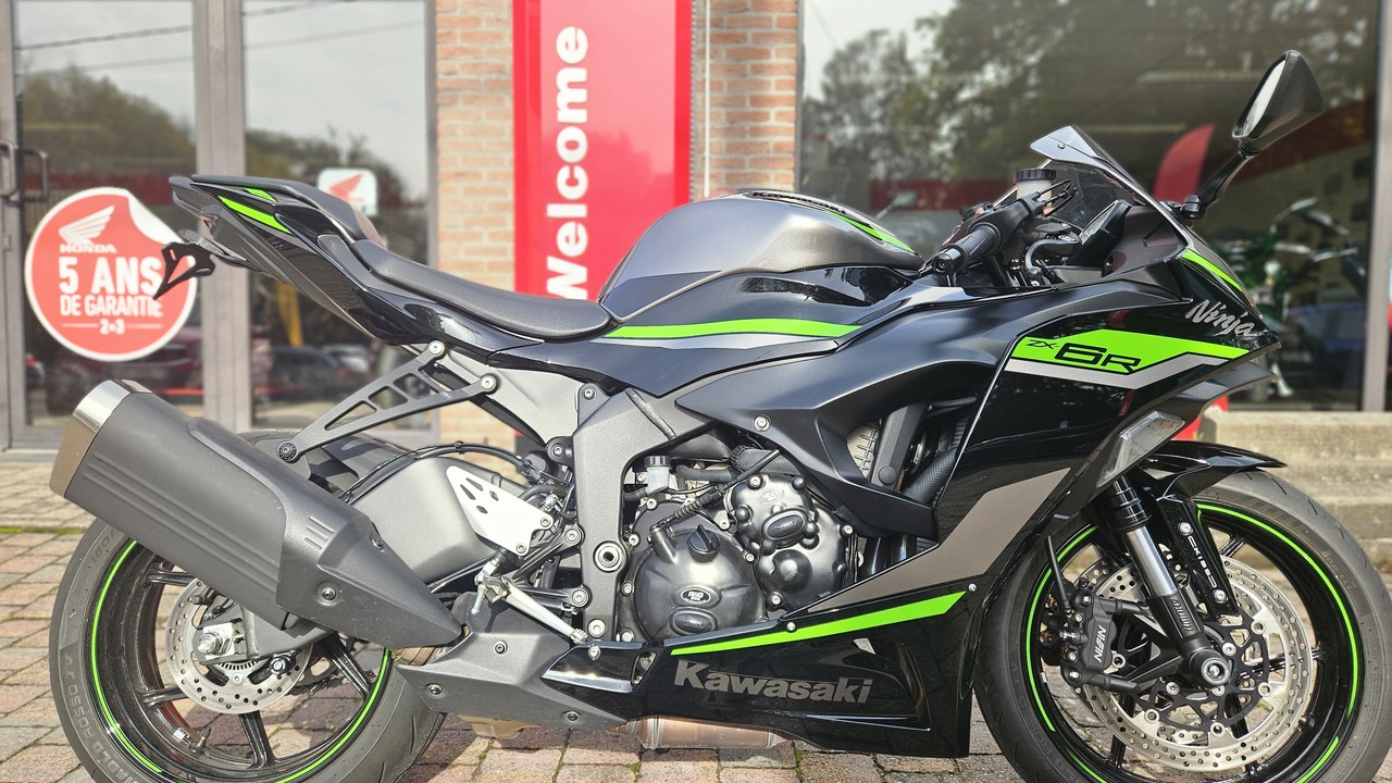 Kawasaki NINJA ZX-6R