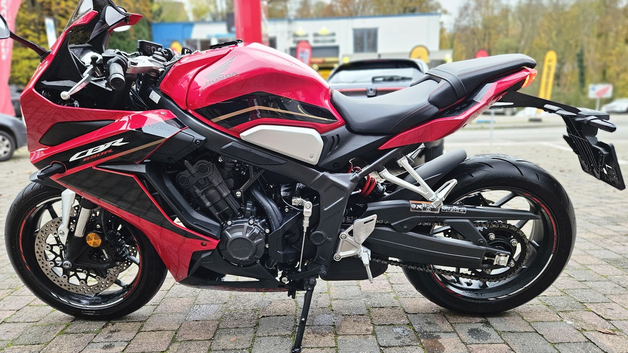 Honda CBR 650R