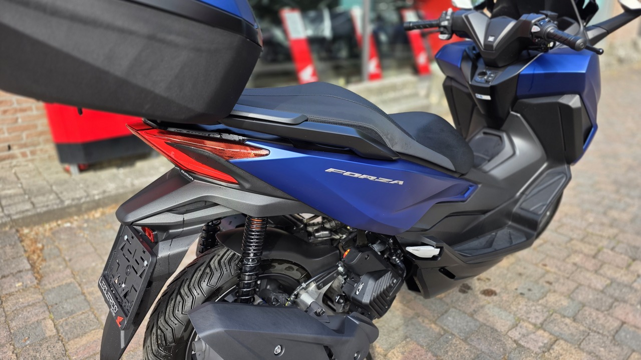 Honda FORZA 125 
