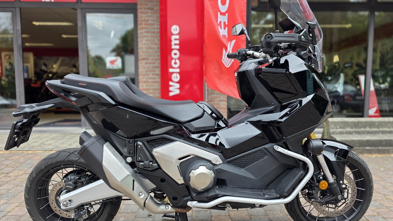 HONDA X-ADV 750