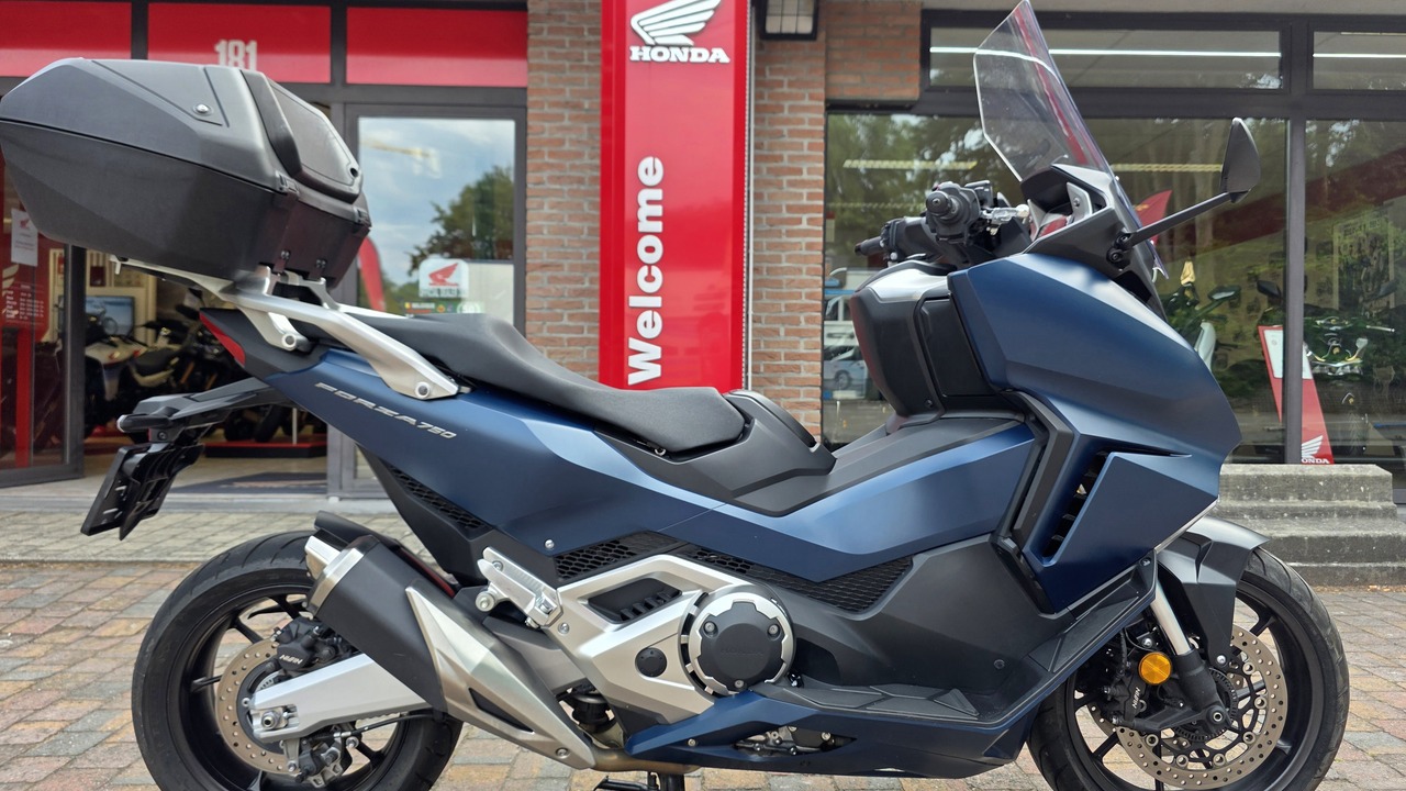 Honda FORZA 750