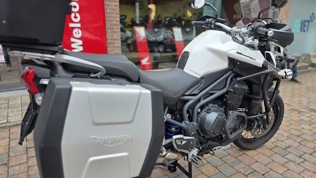 TRIUMPH Tiger Explorer XC