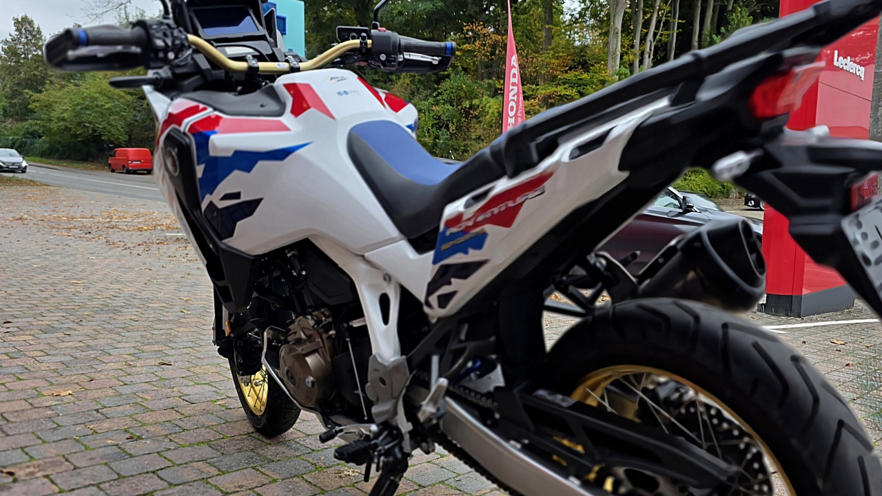 Honda AFRICA TWIN CRF 1100 Adventure sports