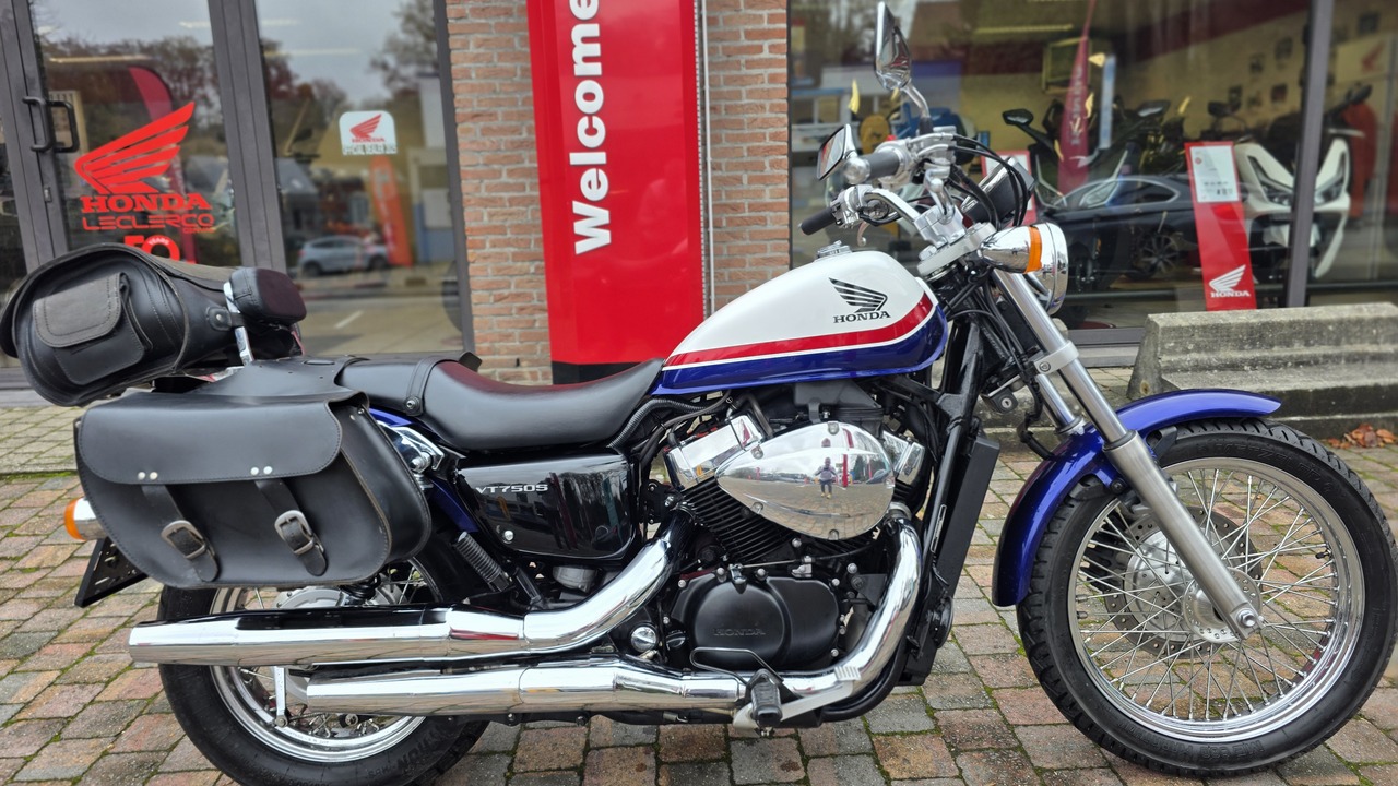 Honda VT 750S