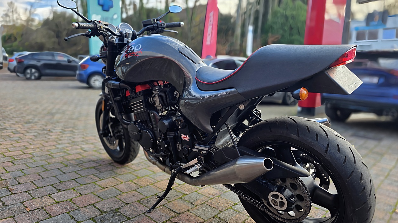 Triumph Daytona 900 Super III