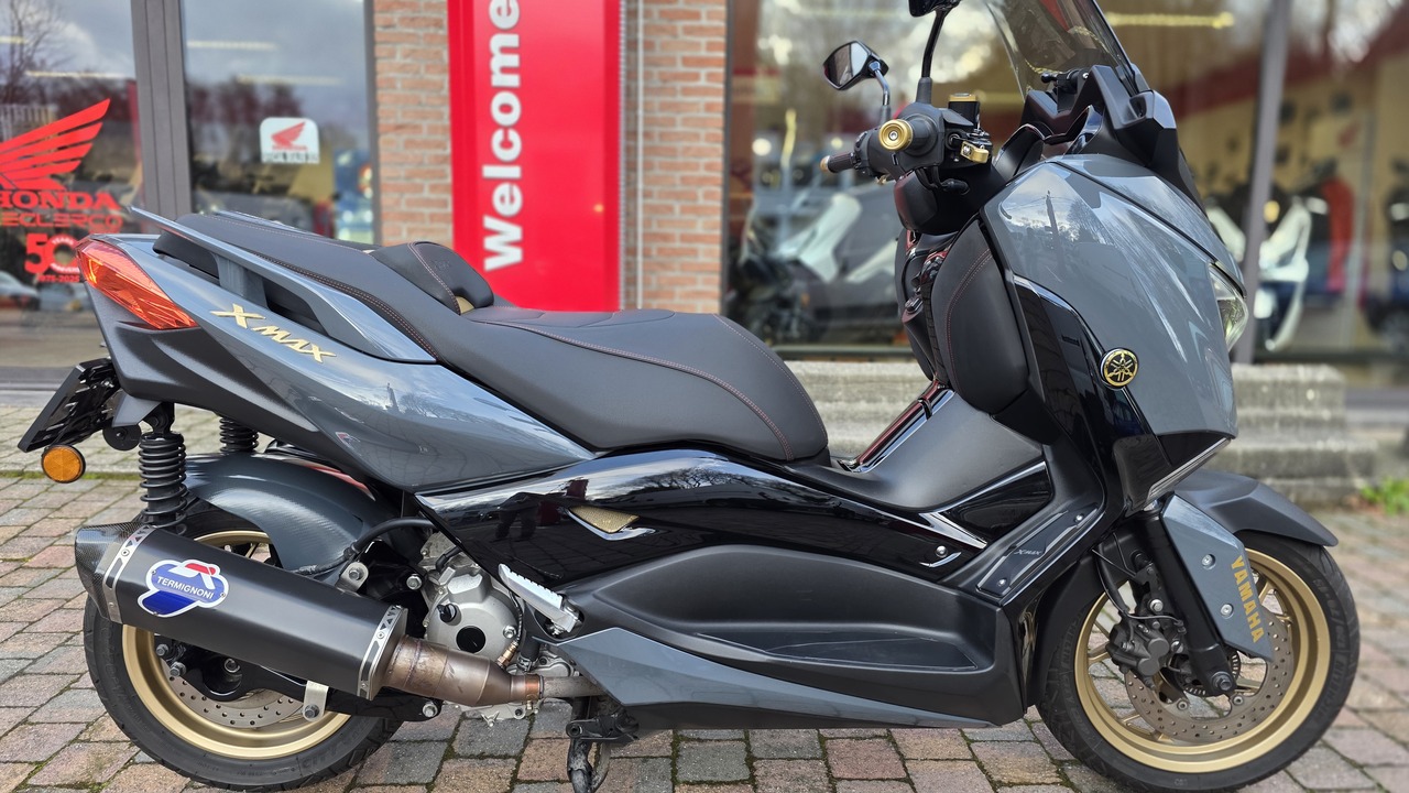 Yamaha X-MAX 300