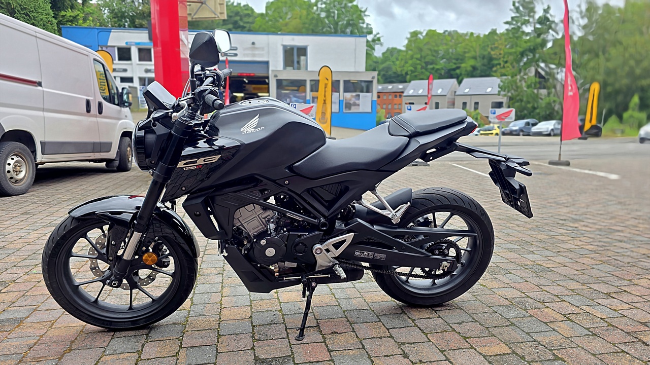 Honda CB 125R