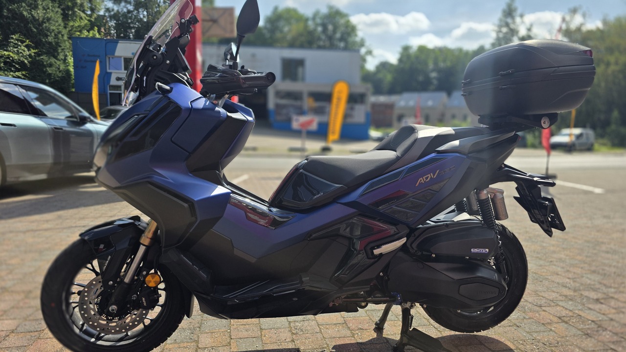 Honda ADV 350