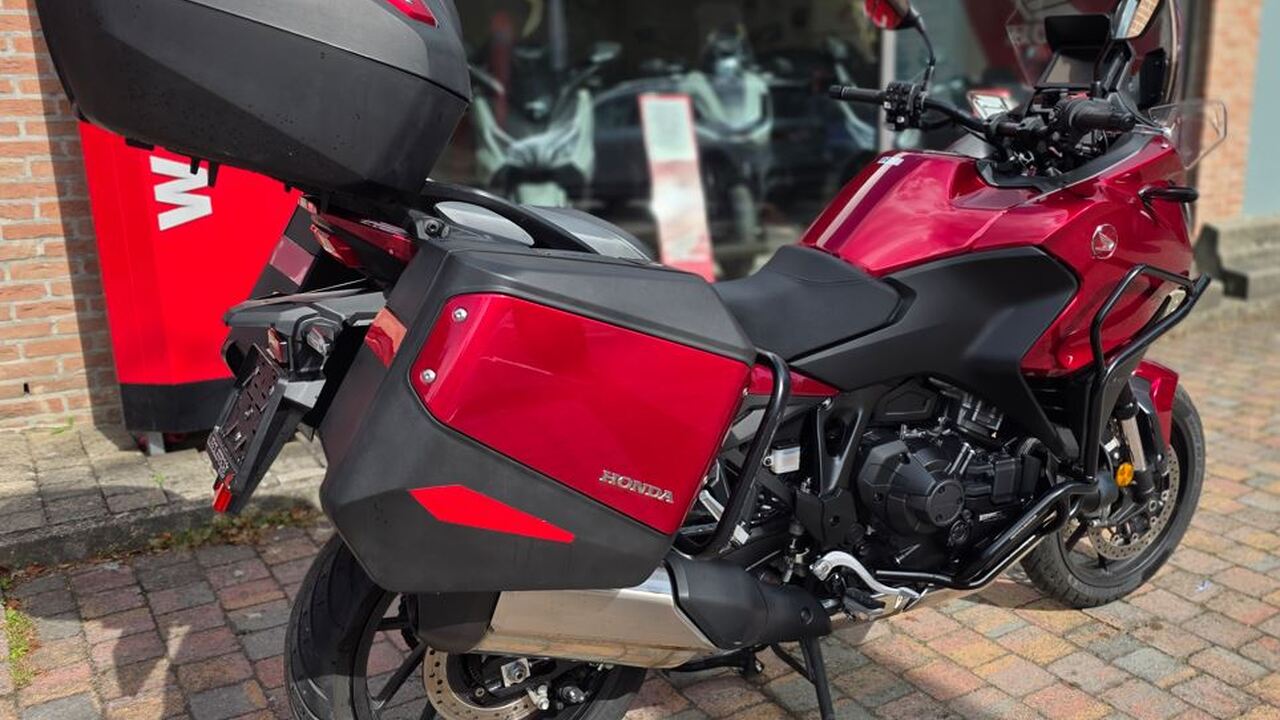 Honda NT 1100 DCT