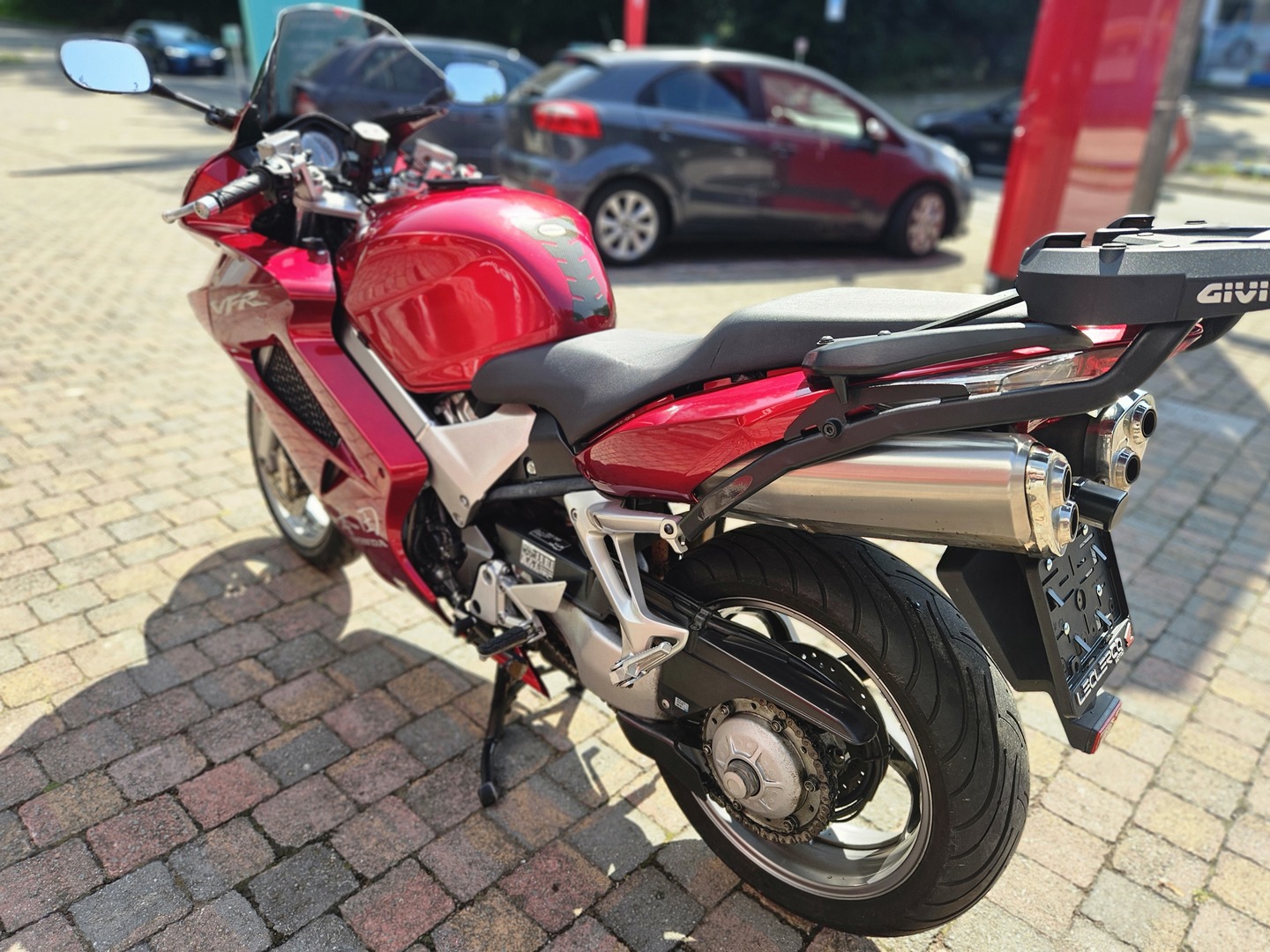 HONDA VFR 800