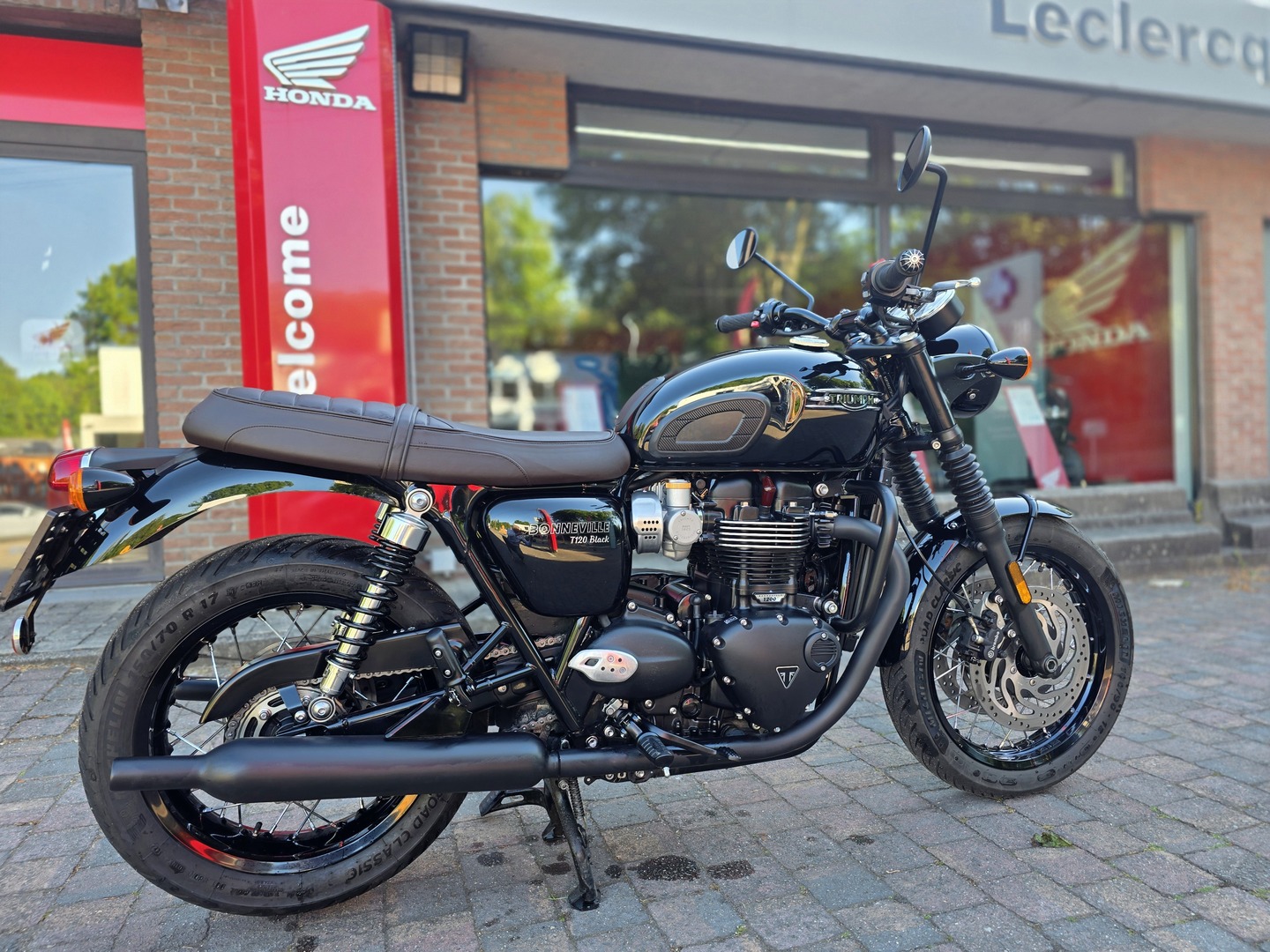 Triumph Bonneville T 120 Black