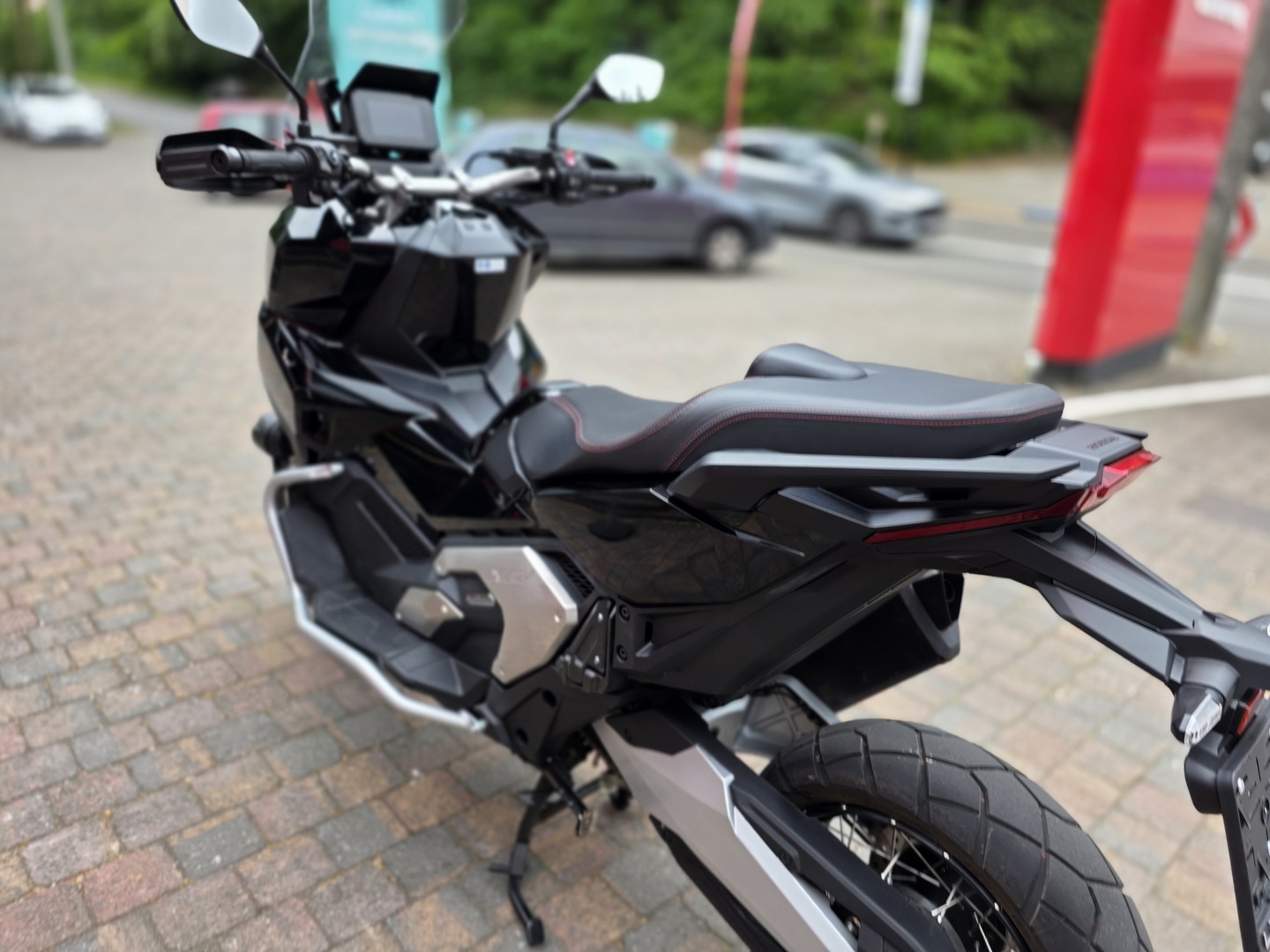 HONDA X-ADV 750