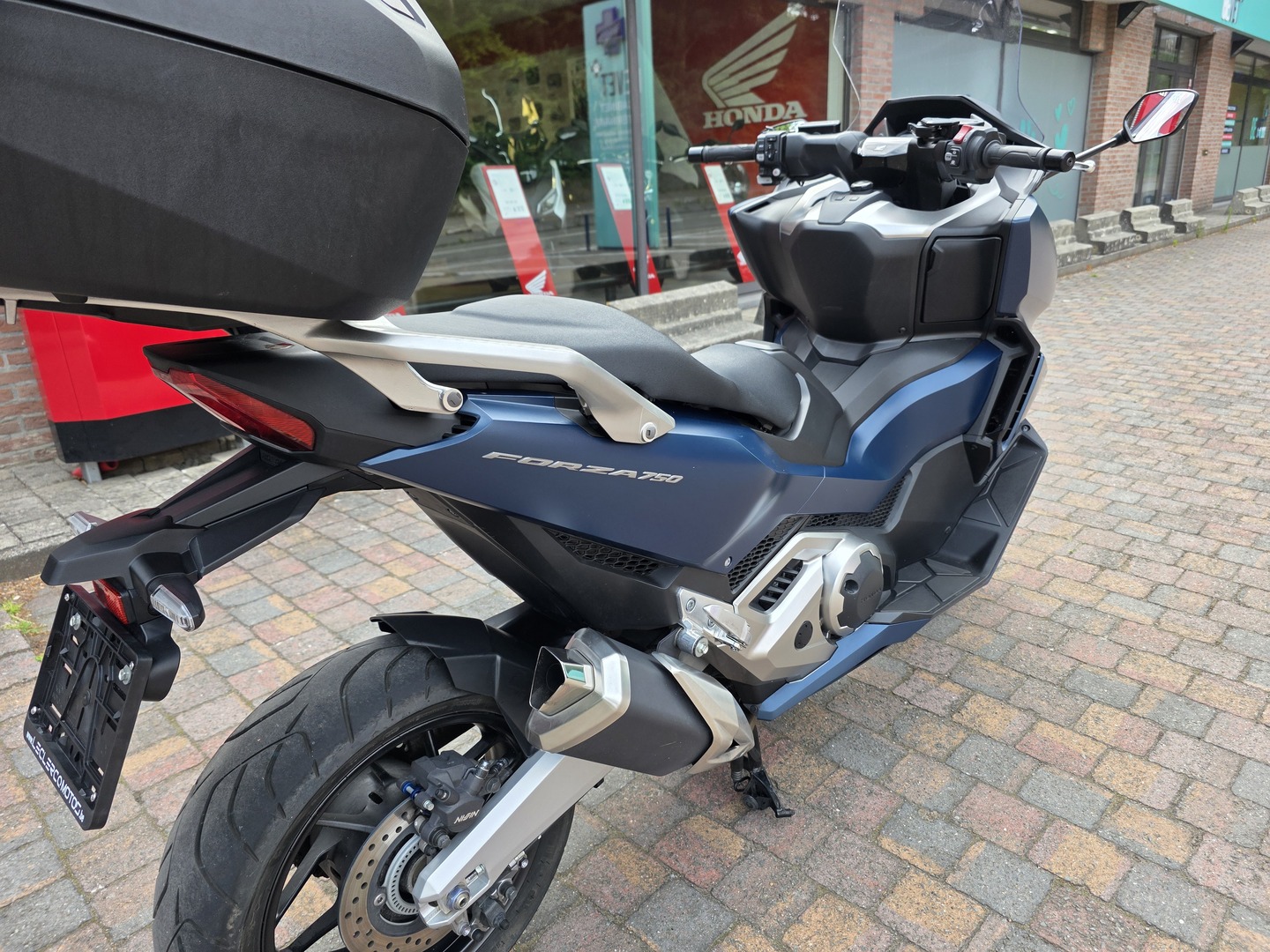 Honda FORZA 750