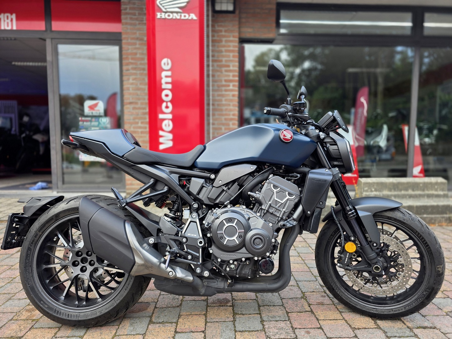 Honda CB1000R Black Edition