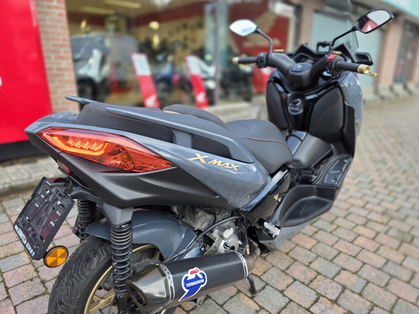 Yamaha X-MAX 300