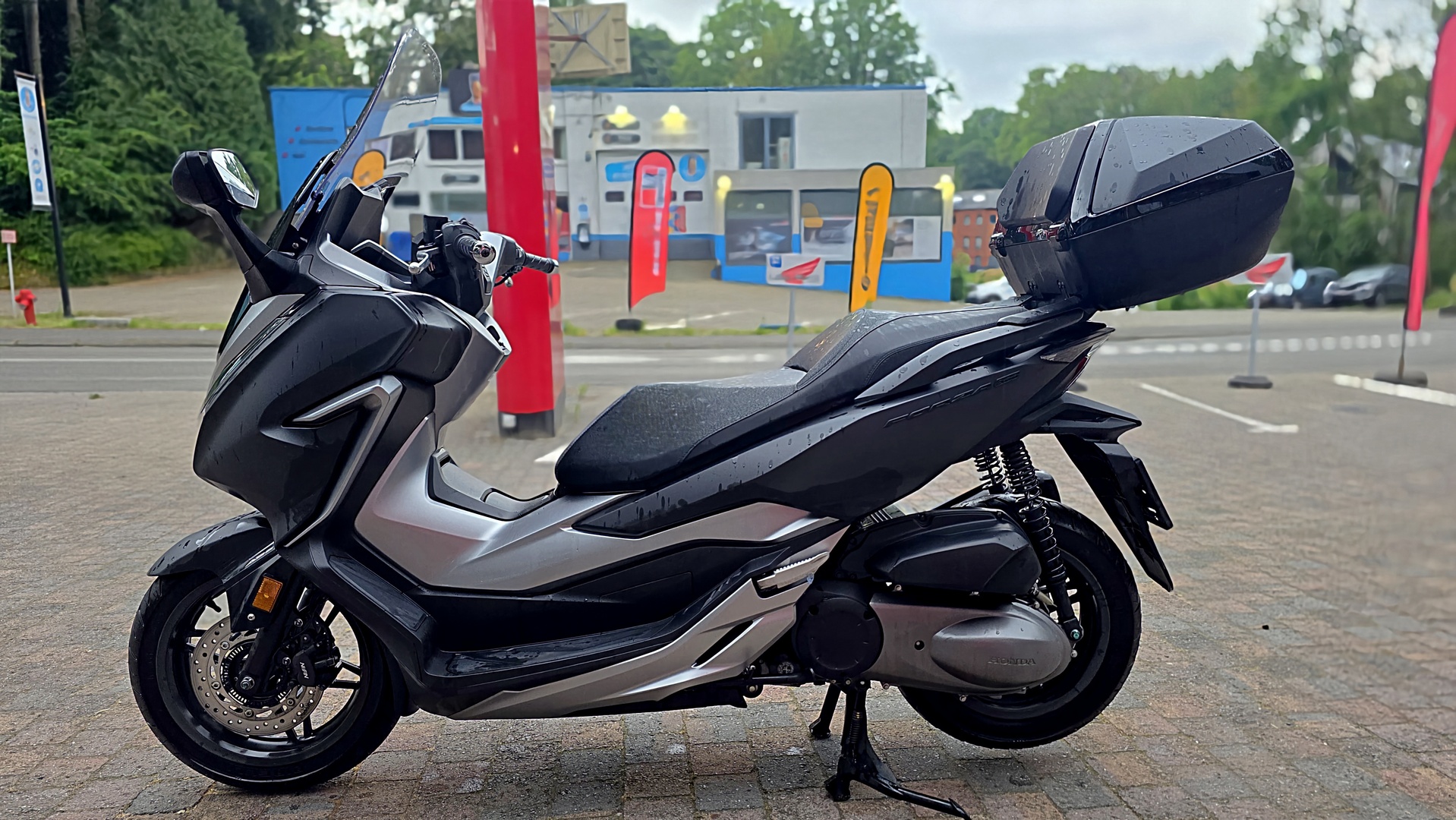 Honda FORZA 300