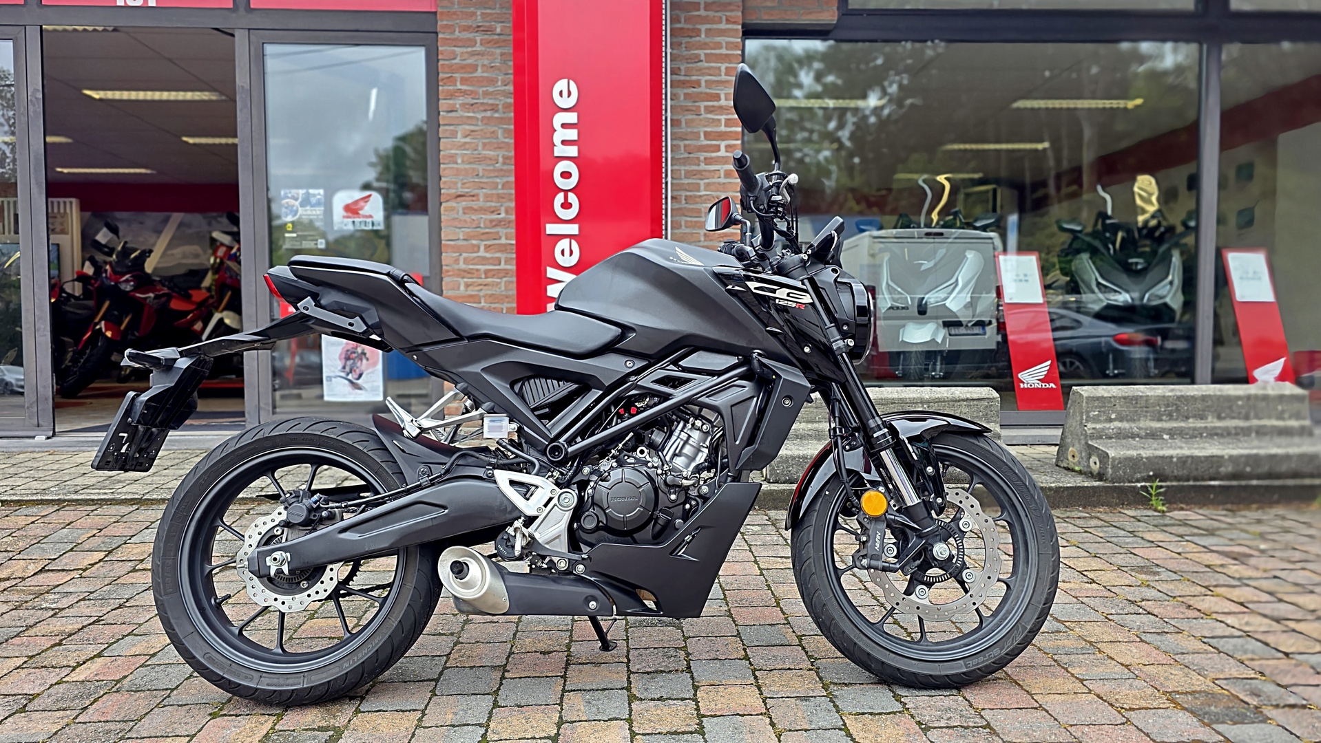Honda CB 125R