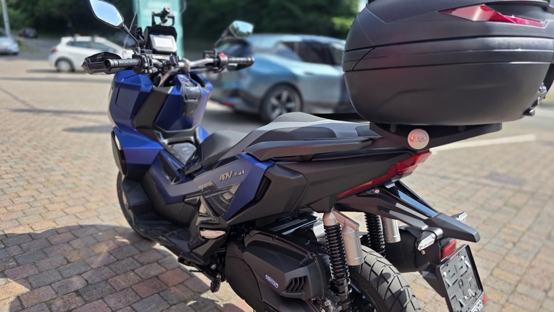 Honda ADV 350