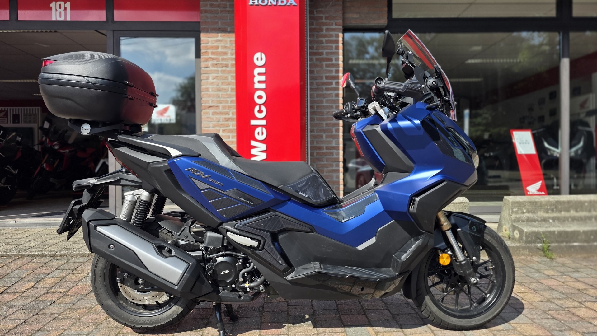Honda ADV 350