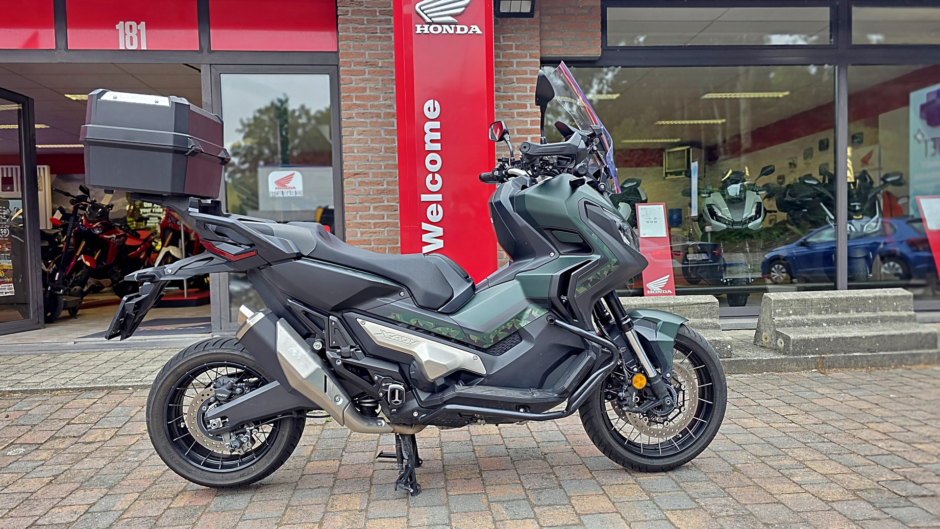 HONDA X-ADV 750
