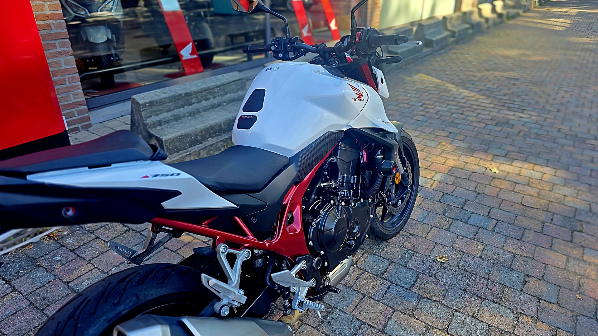 HONDA Hornet 750