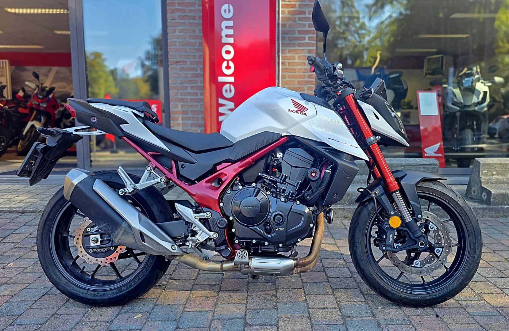 HONDA Hornet 750
