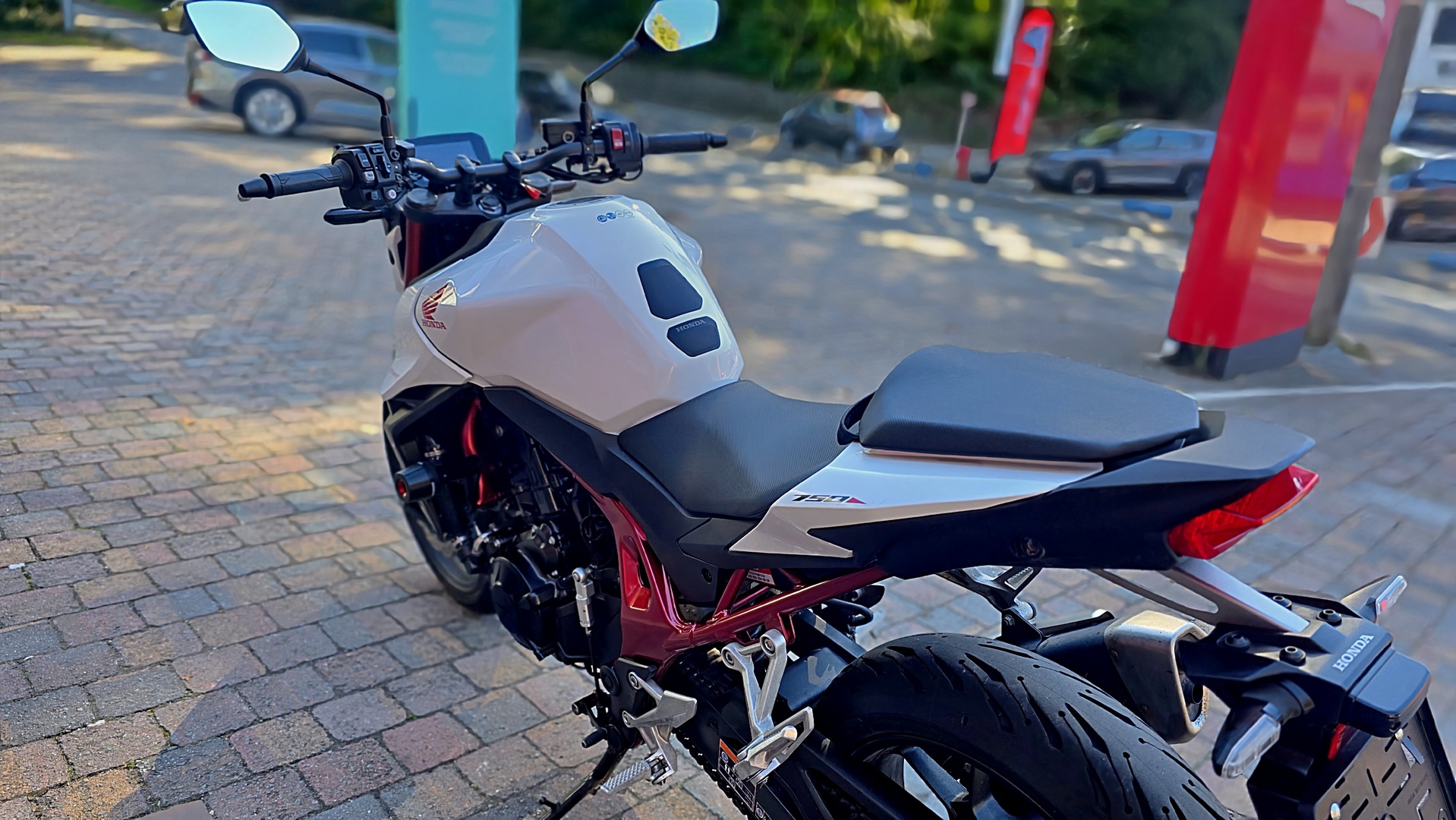 HONDA Hornet 750