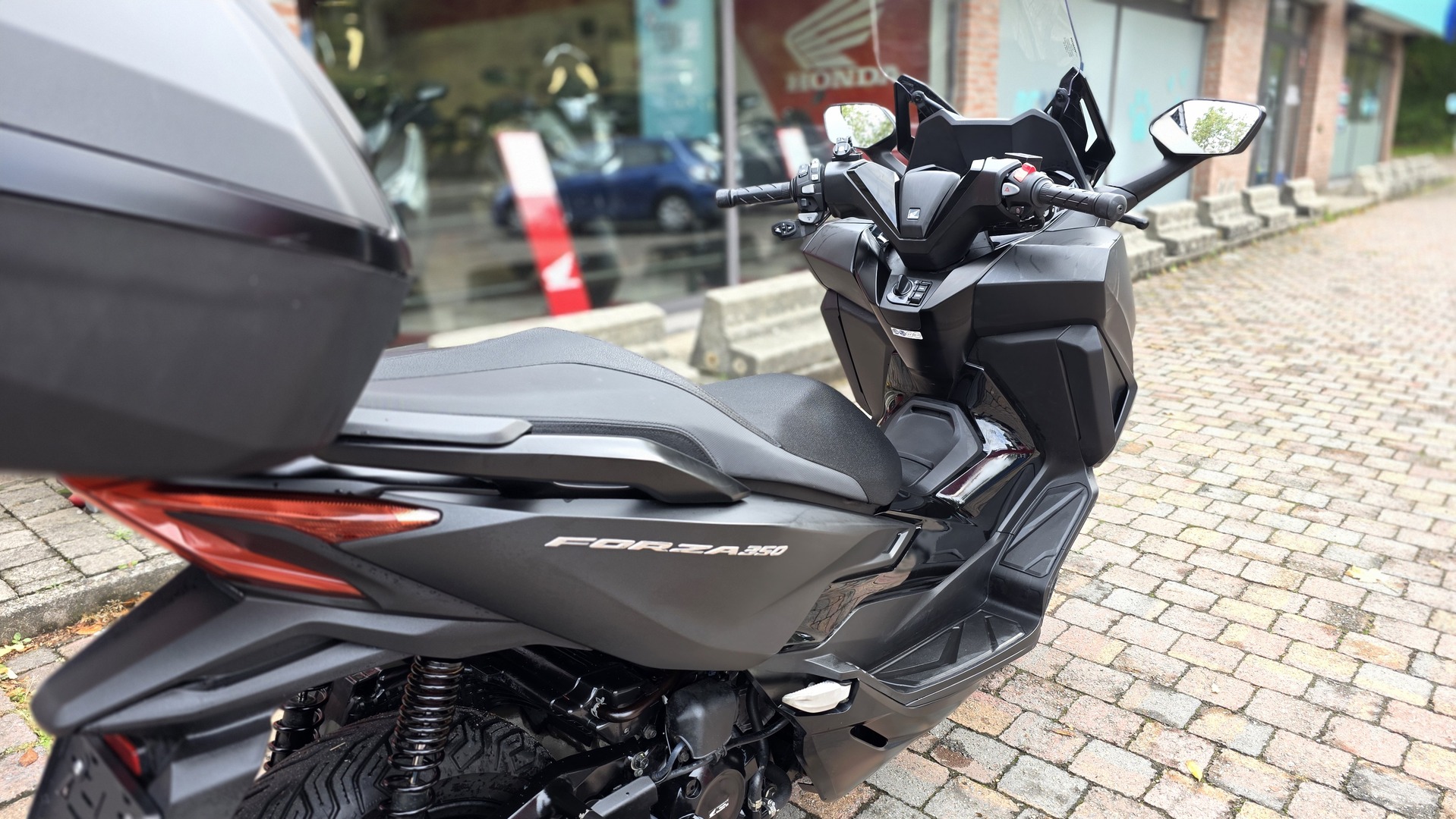 Honda FORZA 350