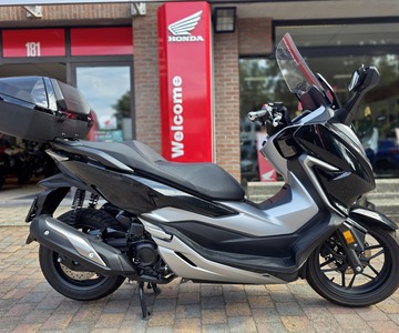 Honda FORZA 300