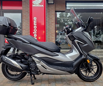 Honda FORZA 300